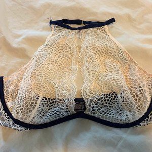 Victoria's Secret Very Sexy High Neck Bralette 38C